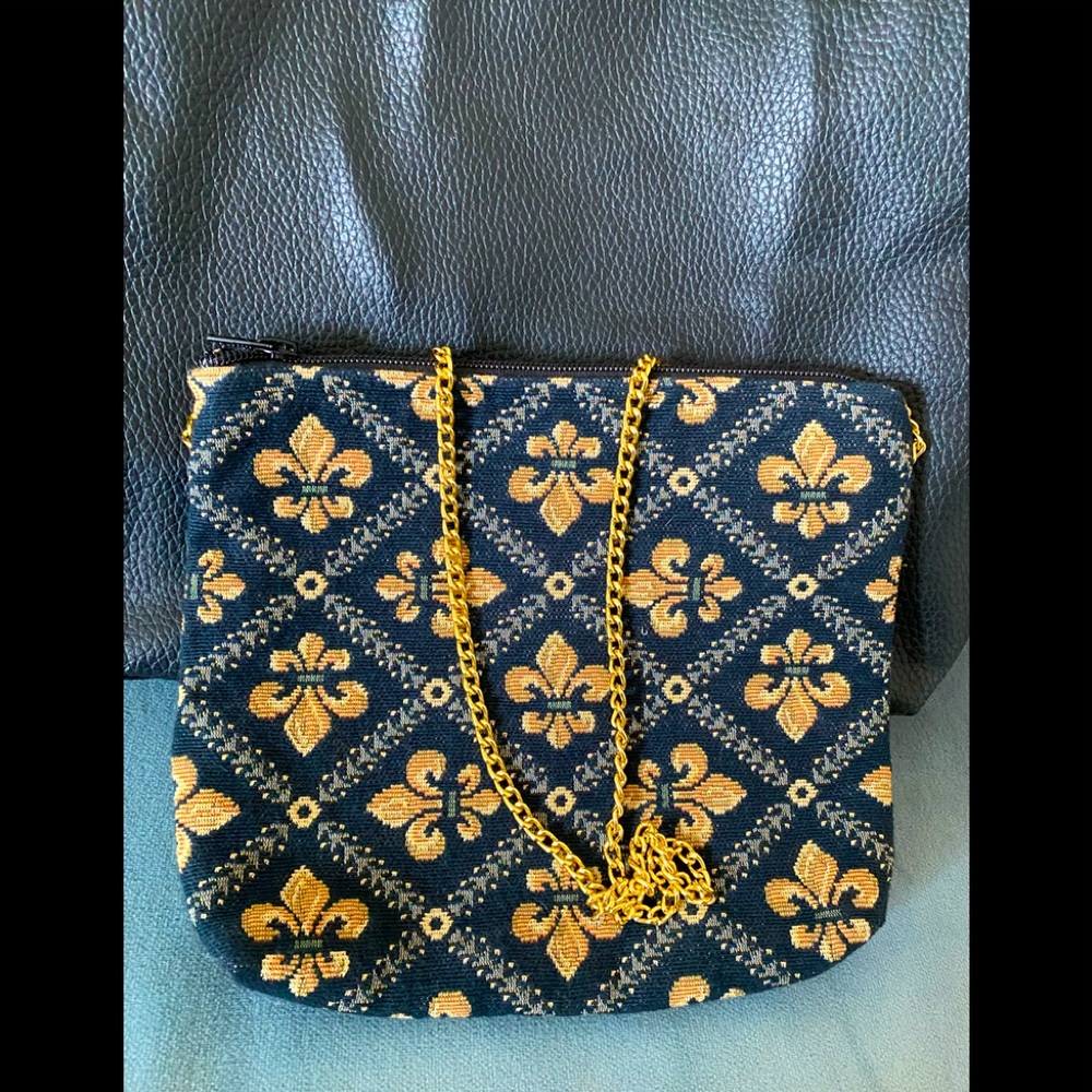 Gold/Navy Blue Fleur De Lis Design Doodle Bag